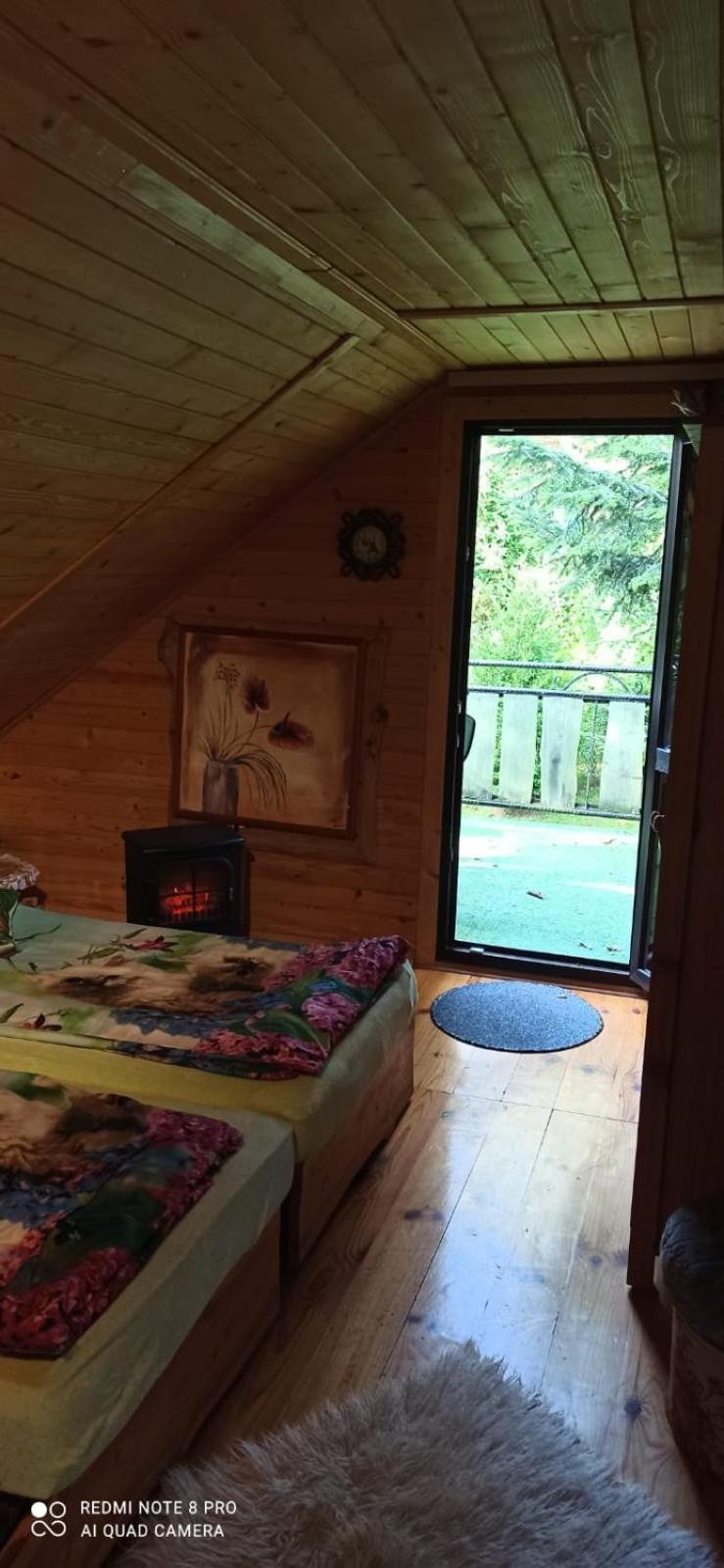 Pod Magnolia Lägenhet Targanice Exteriör bild